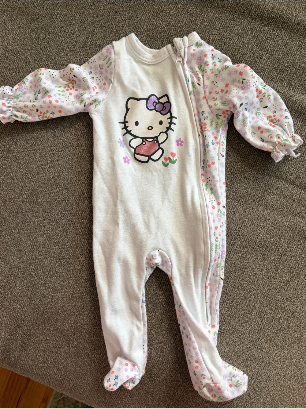 Hello Kitty White & Pink Floral Infant One-Piece 3 months